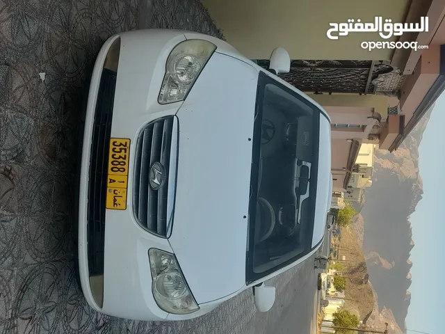 Used Hyundai Elantra in Al Dakhiliya