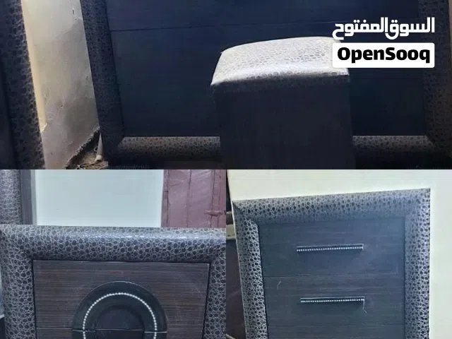 غرفة نوم شبه جديده