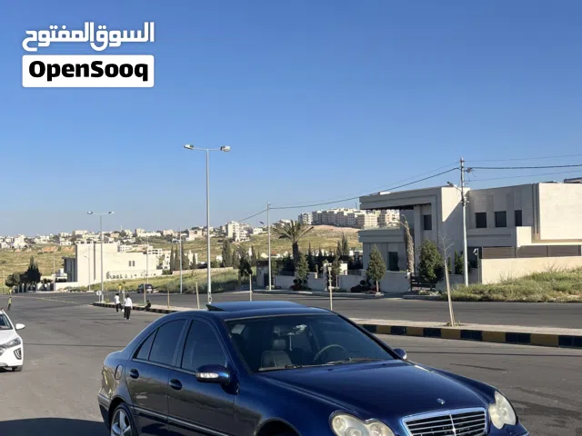 2004 مرسيدس بنز الفئة-C C 200