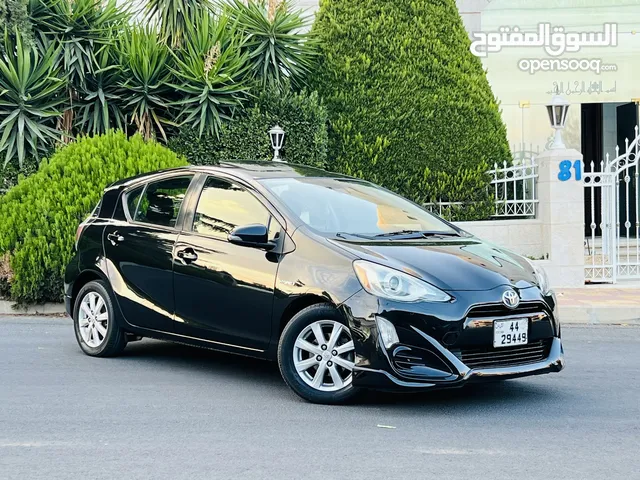 Used Toyota Prius in Amman