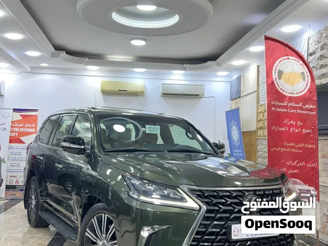 لكزس الدفع الرباعي LX570 2021 خليجي نظيف جداً