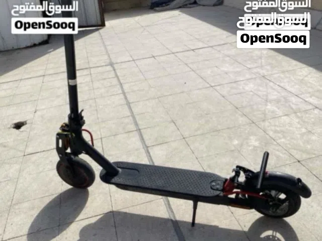 سكوتر نظيف ما يعاني ولا شي شبه الوكالة