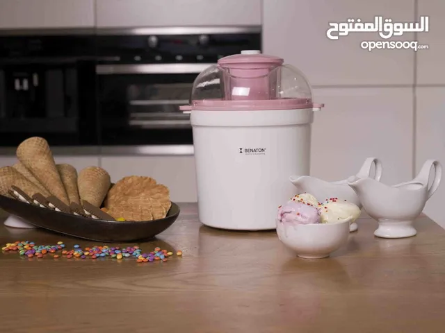 آلة صنع البوظة من ماركة بنتون العالمية – BT 2002 صغيرة، أنيقة، وسهلة الاستخدام... مثالية لكل بيت!