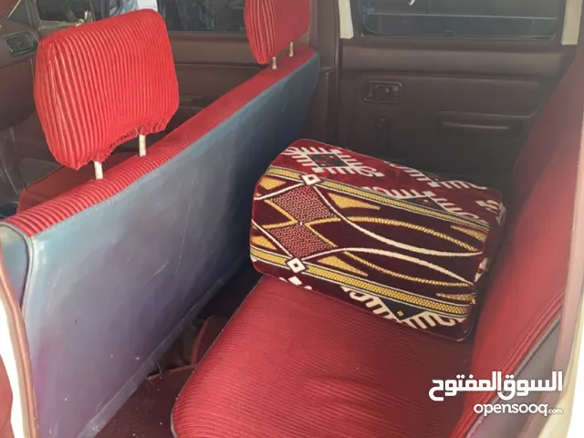 للبيع نيسان ددتسن 1998