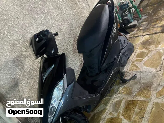 للبيع دراجه ماكس نضيفه كلشي بيها بلاد وماملعوب بيها