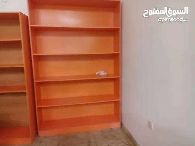 ارفف للمحلات للبيع الحي التجاري الخوض