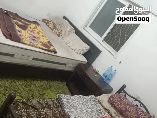 غرفة مشتركة أو غير مشتركة