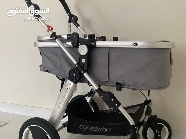 عربة شبه جديده
