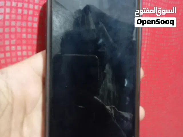 جهاز نضيف وما بيه اي نقص وما بيه شي جهاز 11 ابل خابر وتدلل