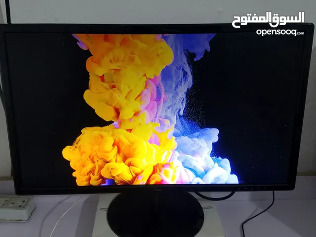 شاشه للبيع الحجم 24 انج الهيرتزيه 75 نقاوت الشاشه ممتازه كارتونها وملحقاتها كامله