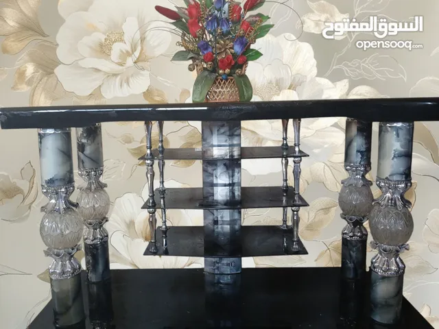 طاولة تلفزيون.متعددة الاستخدام.
