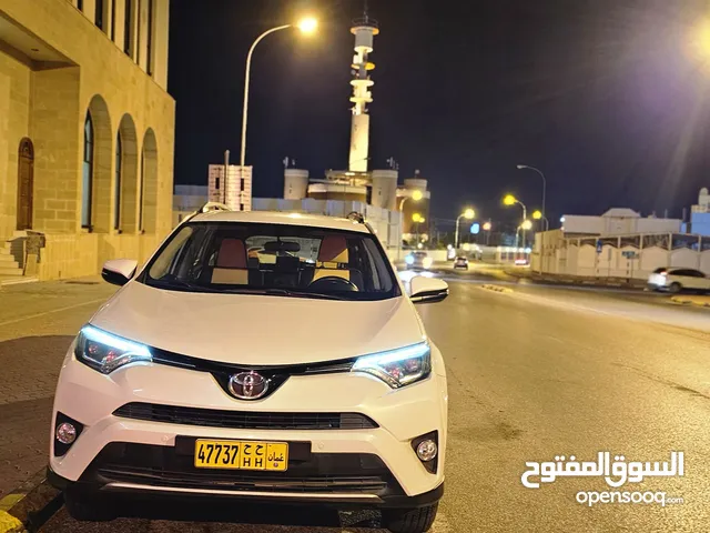 Toyota rav4 2017/4WD. km 80konly