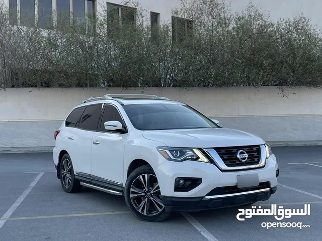 Nissan Pathfender Platinum/2018