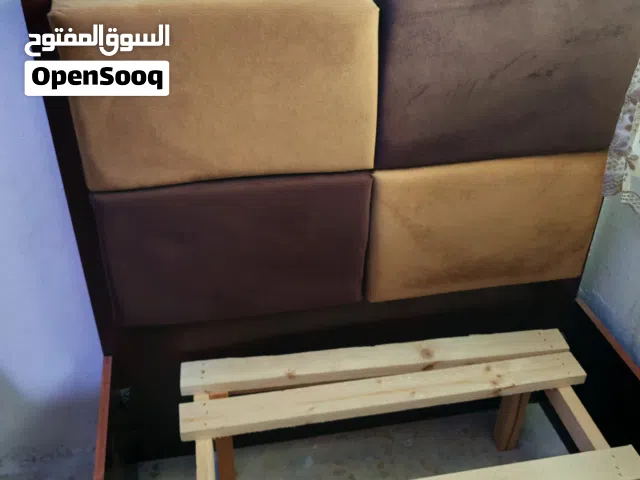 سرير مفرد مستعمل