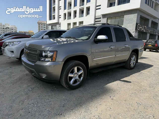 Used Chevrolet Avalanche in Muscat