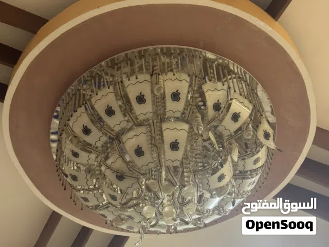 ثريات للبيع