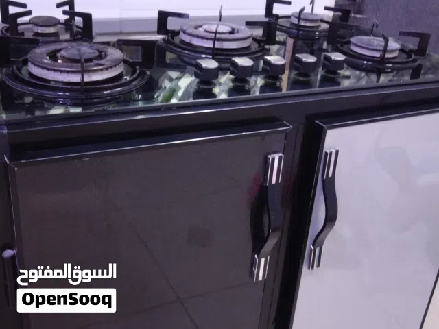 ميز طباخ بس بدون طباخ يصير حته سنك إذ خلي مرمره جديد مستعمل قليل ب 80