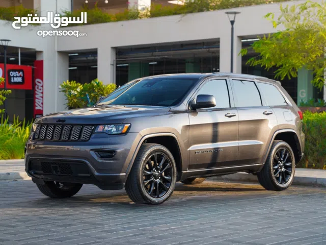 جيب جراند شيروكي ايجار ارقام خاصة