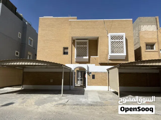 للإيجار بيت كامل في العباسية