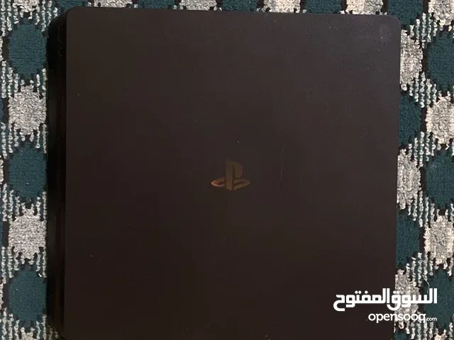 للبيع بلاستيشن فور سليم او للبدل ب ايفون 13 وما فوق