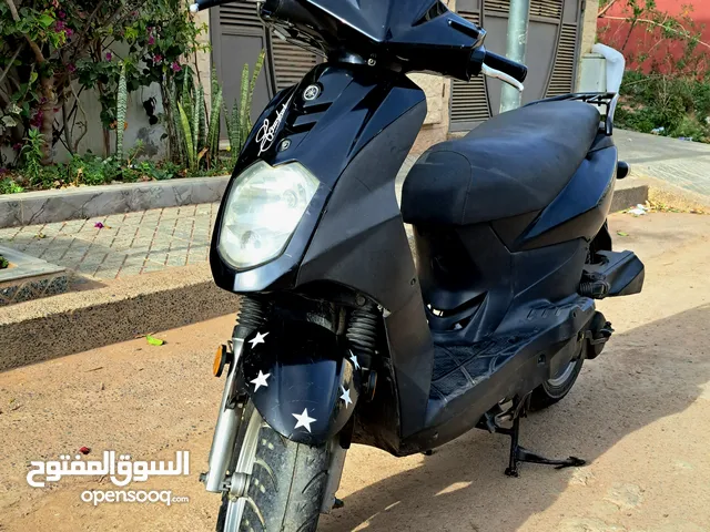 scooter sym orbyt modèle 2016, en bonne état, ka tjbad 65 - 70 km/h