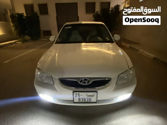 هيونداي فيرنا موديل 2010 سيارة نظيفة