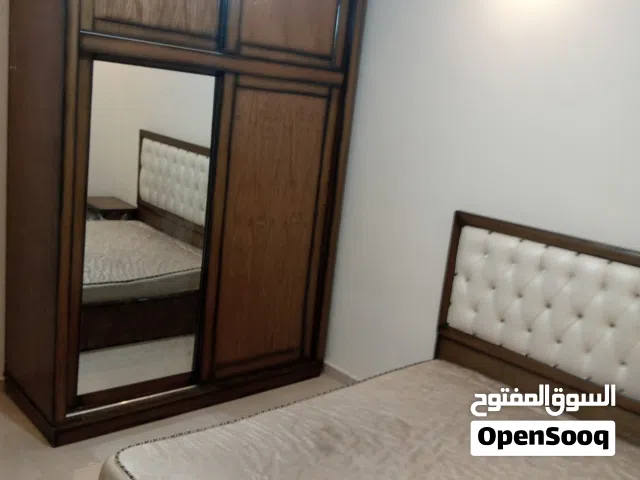 نقدم خدمات نجار متنقل و(بكم) لفك وتركيب الغرف والترحيل للأثاث والمعدات.اتصل للحصول على أفضل الأسعار