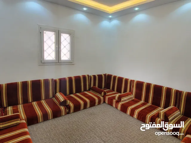 2 Bedrooms Chalet for Rent in Tripoli Al-Baesh