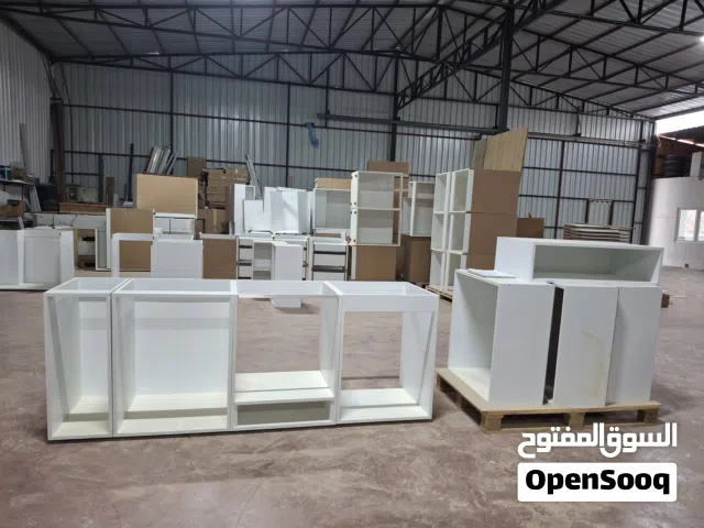 أثاث مطابخ صناعة تركية انجاز حسب المشروع بمواد عالية الجودة