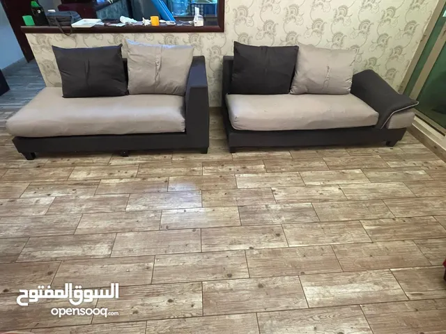 طقم كراسى حرف L منهم كرسى يكون سرير