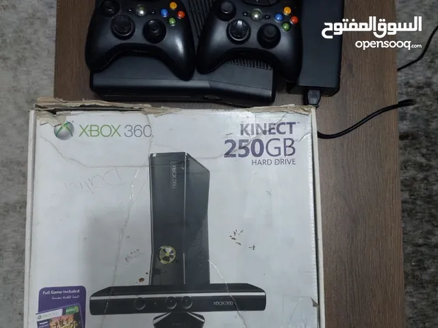 xbox 360 + kinect console + 2 controllers console 
40+ games + 250 giga for sale