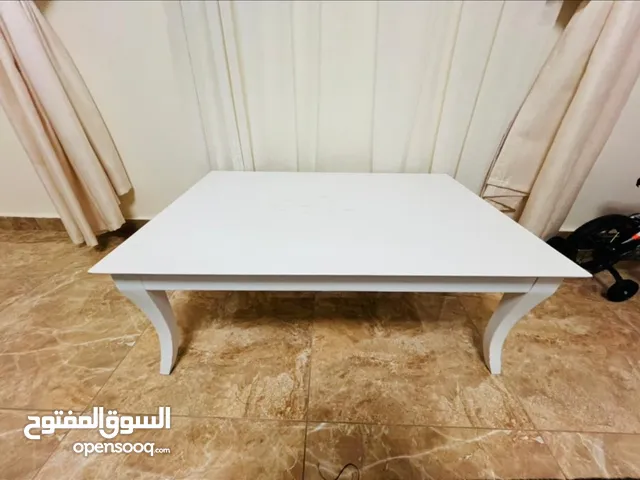 “لي البيع طولتين شبها جديد مكان مصراتة