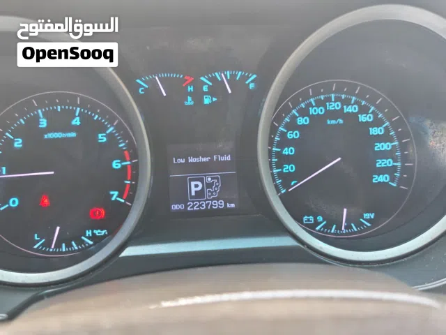 تويوتا لاند كروزر 2011 VXR خليجي بحالة ممتازة مع مواصفات متقدمة ومرخصة