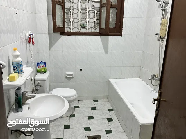 200 m2 2 Bedrooms Apartments for Rent in Tripoli Ras Hassan