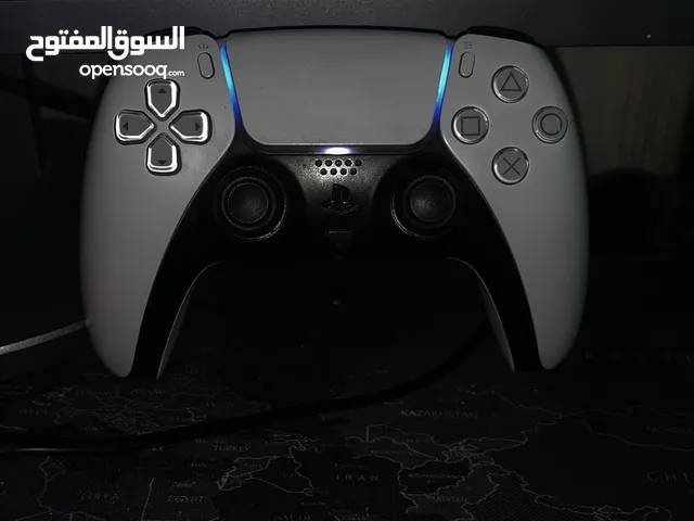 يد ps5 نضيفة و بدون عيوب