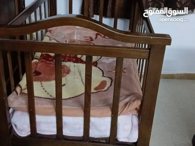تخت بيبي تفصيل بحال الوكاله