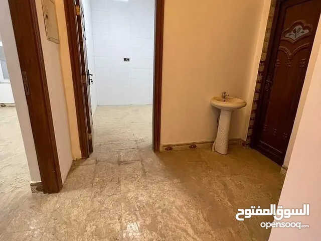4 Floors Building for Sale in Basra Juninah