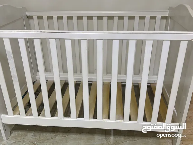 سرير اطفال بيبي