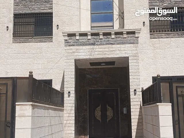 167 m2 3 Bedrooms Apartments for Sale in Salt Ein Al-Basha