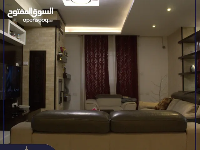 230m2 3 Bedrooms Apartments for Sale in Ramallah and Al-Bireh Al Tahta