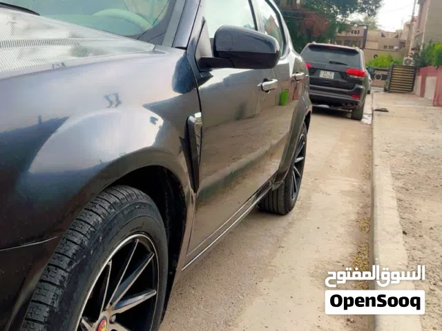 2008 دودج افنجر SE