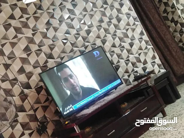طاولة شاشة