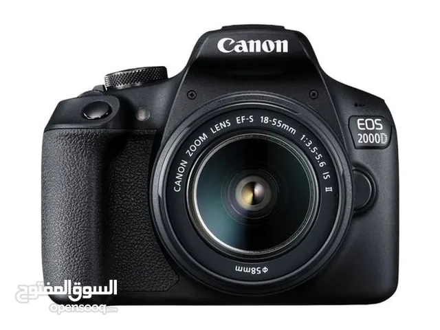 كاميرا كانون 2000D مع جميع اغراضها