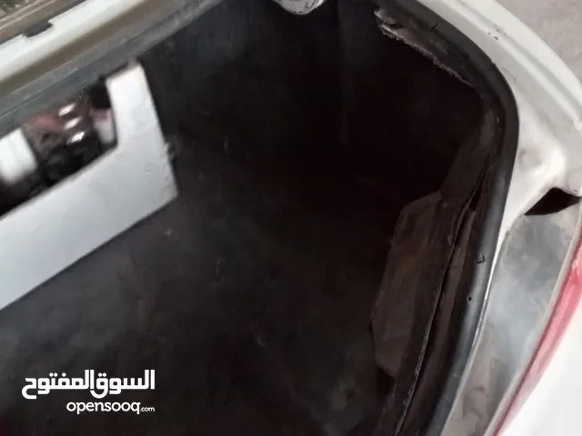 هنداي افانتي. نيو مودلا 2000 السياره منفوضه بلكامل استخدام صاحبها بس