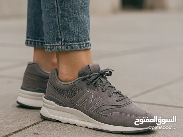 حذاء من New Balance بسعر رائع