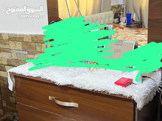 تحت وكومدينيتن وتواليت ب50