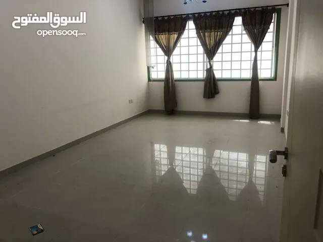 100m2 3 Bedrooms Apartments for Sale in Muscat Ghubrah