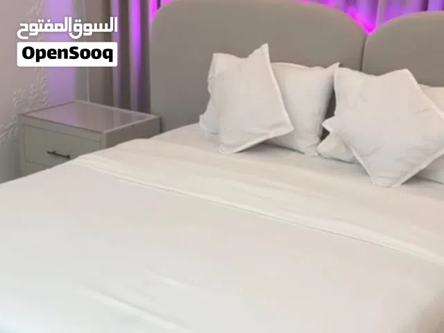 غرف راقية للإيجار اليومي والأسبوعي والشهري – المعبيلة
