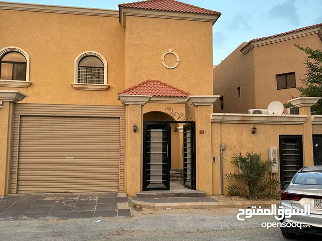 330 m2 4 Bedrooms Villa for Rent in Al Khobar Al-Aziziyah