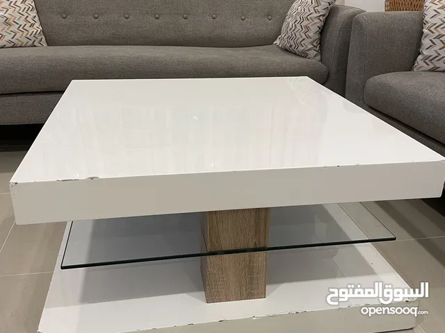 طاولة وسط مجانا Table for free